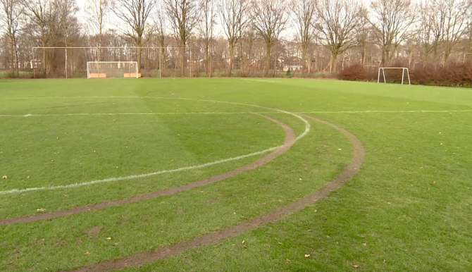 Man rijdt met 180 km/u over A2 van Harkemase Boys
