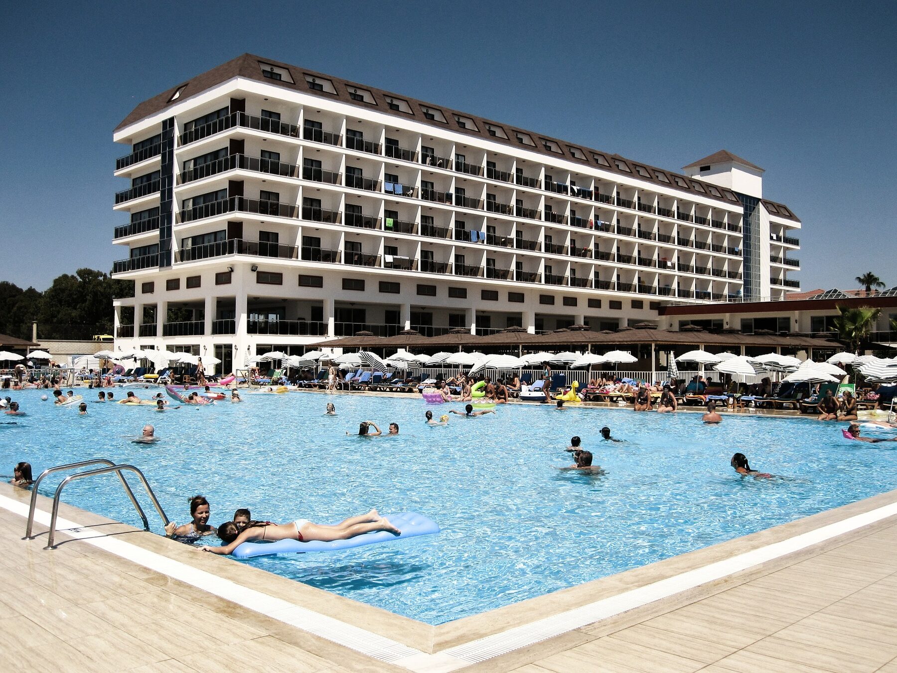 Medeleven voor Turkije: ‘Zonde van zo’n mooi vakantieland’